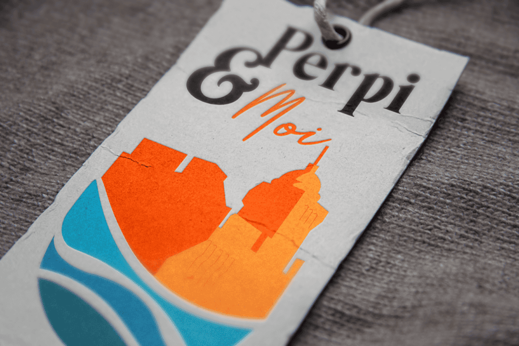 web-design-graphisme-digital-UX-SEO-logo-création-contenu-marque